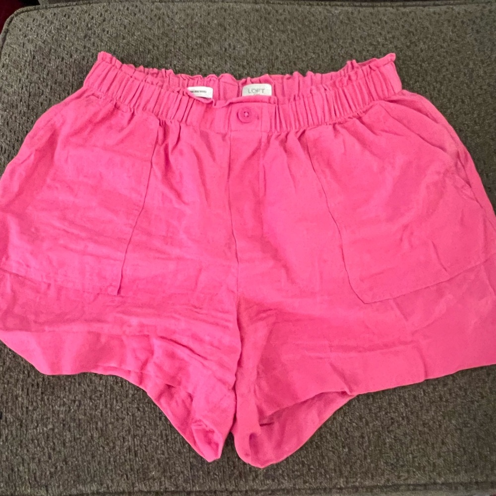 LOFT Pink shorts sz m
